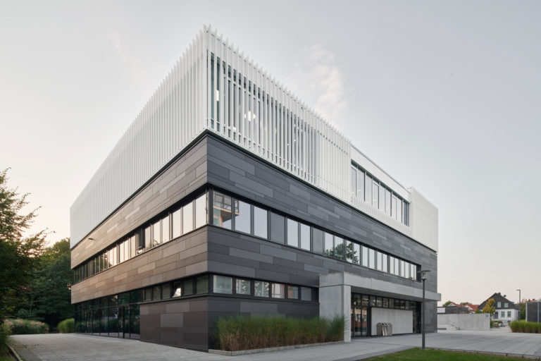 Studierenden Servicecenter – Aufstockung eines Mensagebäudes